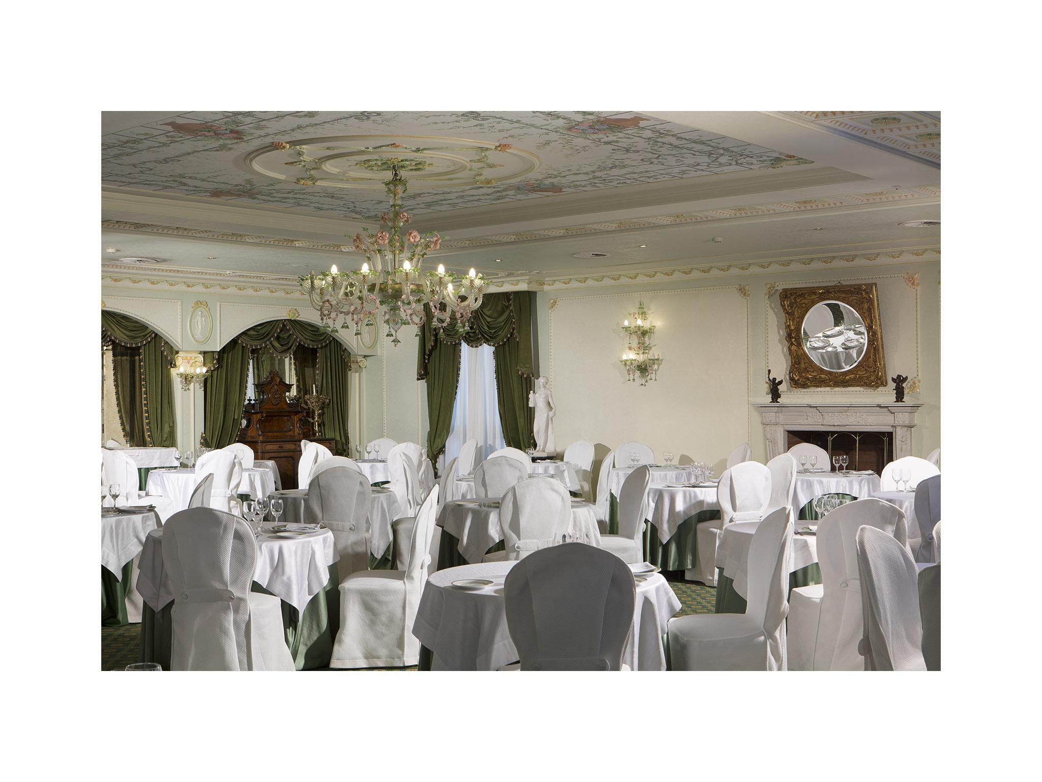 Hotel Grand Vanvitelli 4*